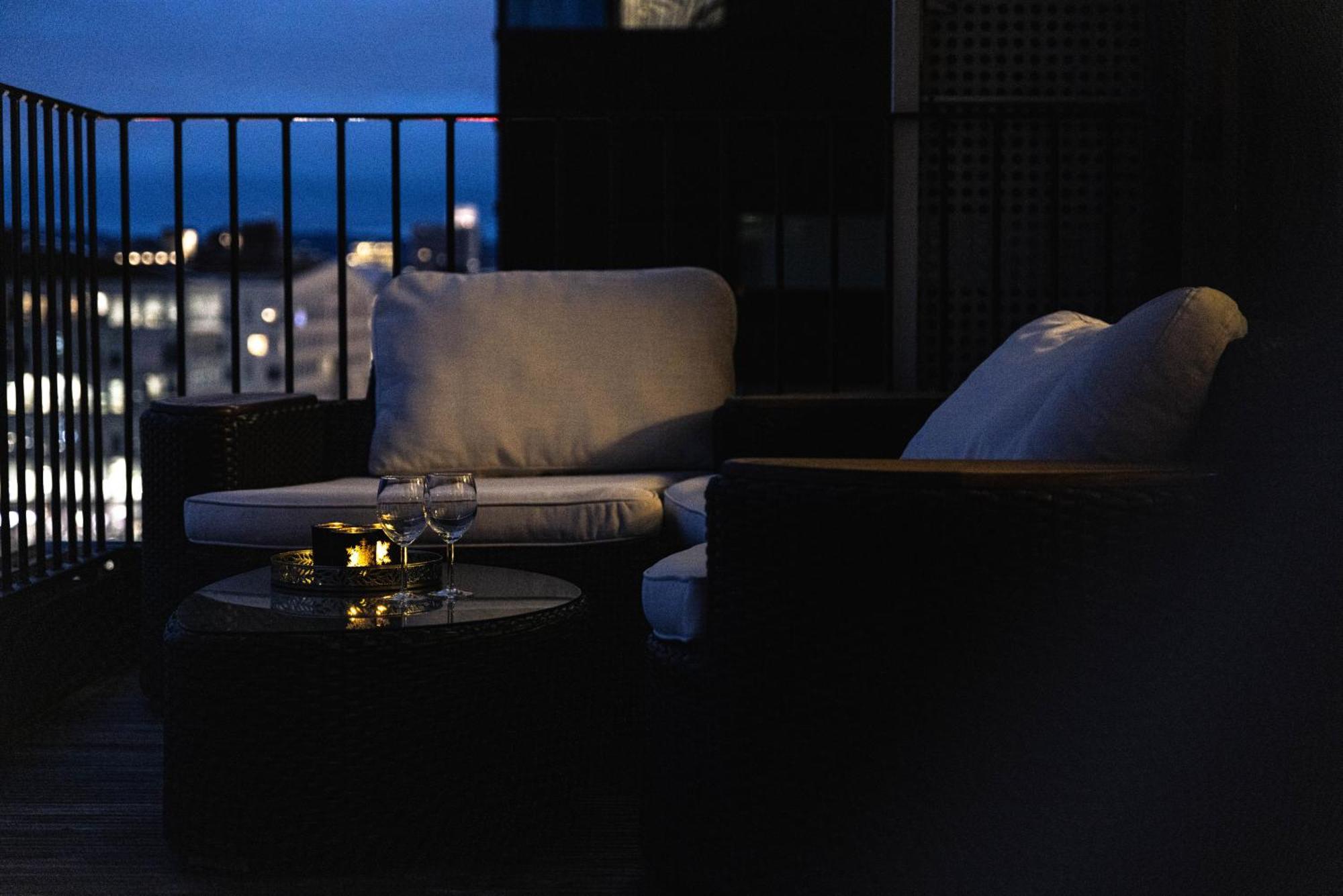 Spacious Modern 3Br Apartment At Central Oslo Barcode Exterior photo